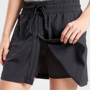 Athleta Expedition Zip Up Skirt Skort